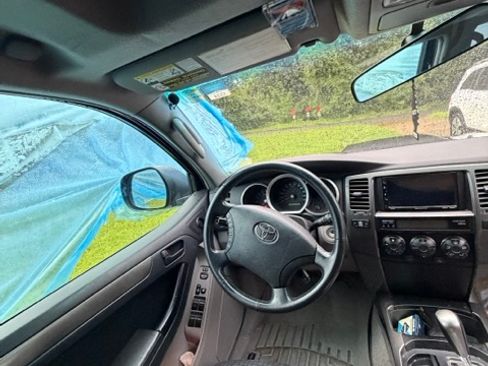 Used 2007 Toyota 4Runner SR5 RWD image 15