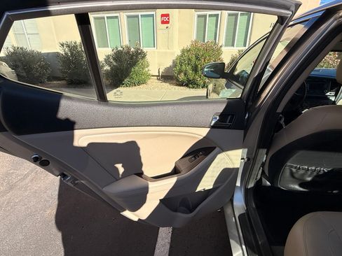 Used 2013 Kia Optima EX w/ Premium Pkg image 13