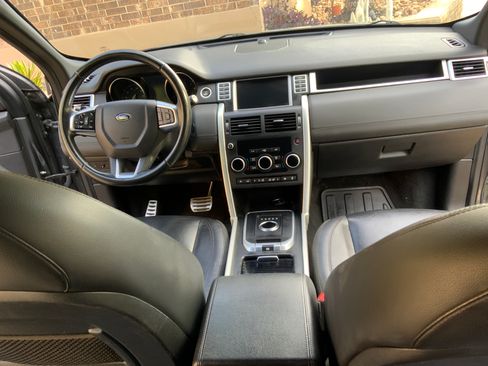 Used 2017 Land Rover Discovery Sport HSE image 31
