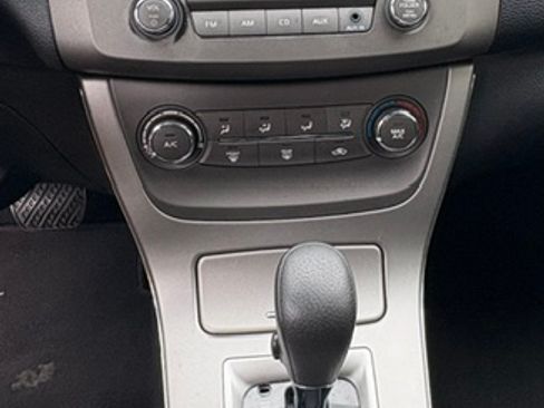 Used 2014 Nissan Sentra S FWD image 11