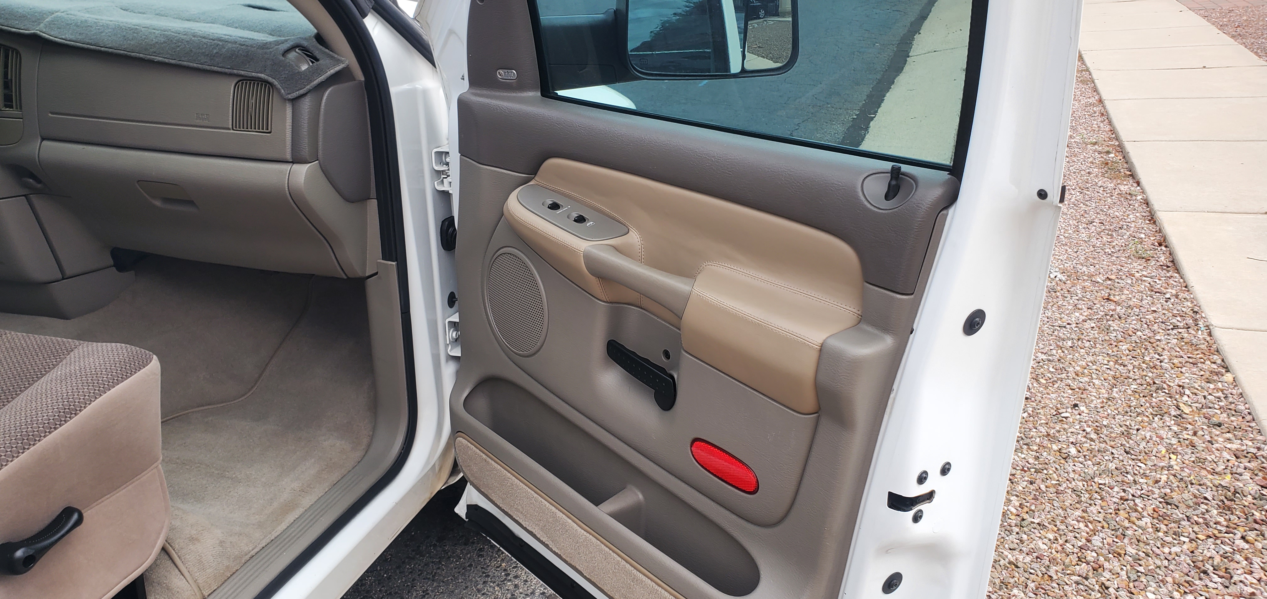 Used 2004 Dodge Ram 2500 Truck SLT RWD image 13