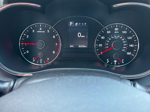 Used 2017 Kia Forte S FWD image 12