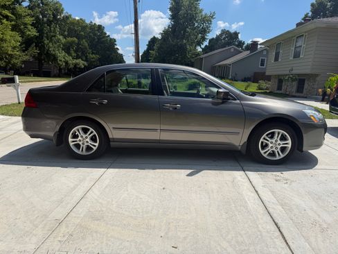 Used 2007 Honda Accord EX-L image 6