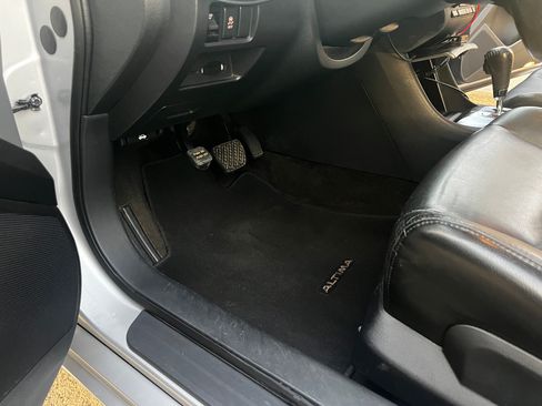 Used 2012 Nissan Altima 2.5 SL w/ 2.5SL Pkg image 25