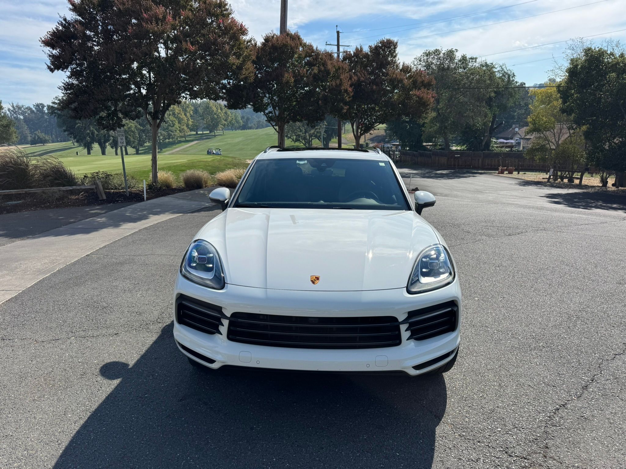 Used 2023 Porsche Cayenne Platinum Edition AWD/4WD image 2