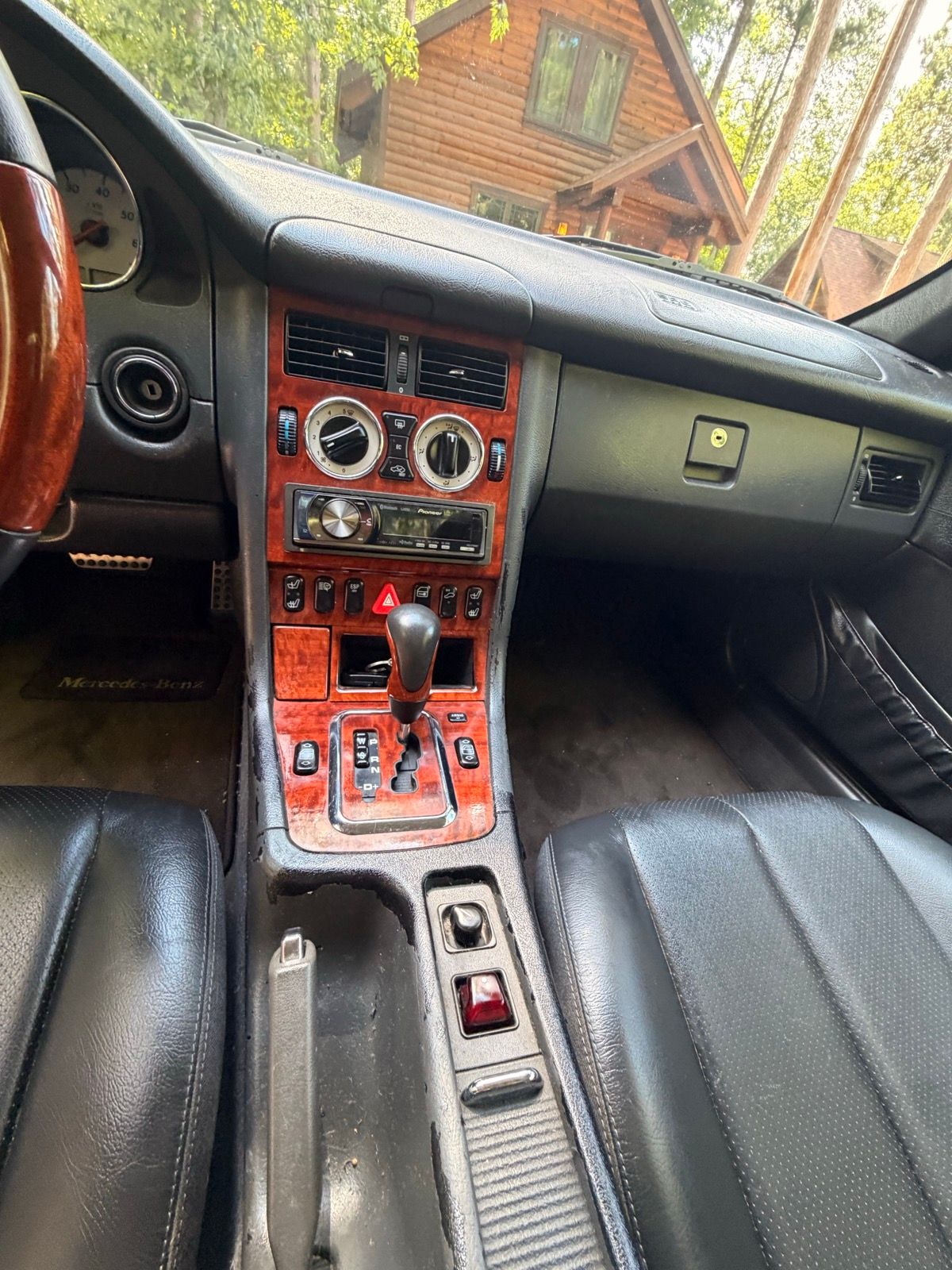Used 2001 Mercedes-Benz SLK 320 image 10
