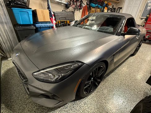 Used 2022 BMW Z4 M40i w/ Premium Package RWD image 6