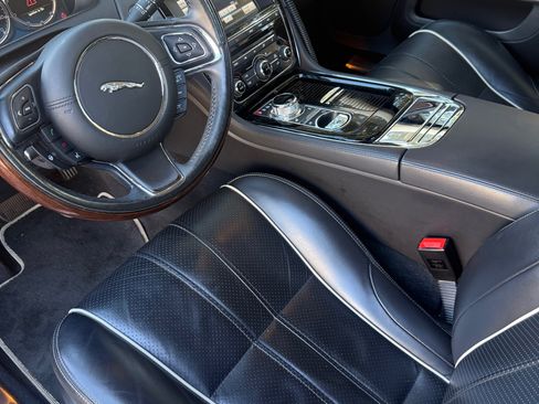 Used 2015 Jaguar XJ L Portfolio image 17