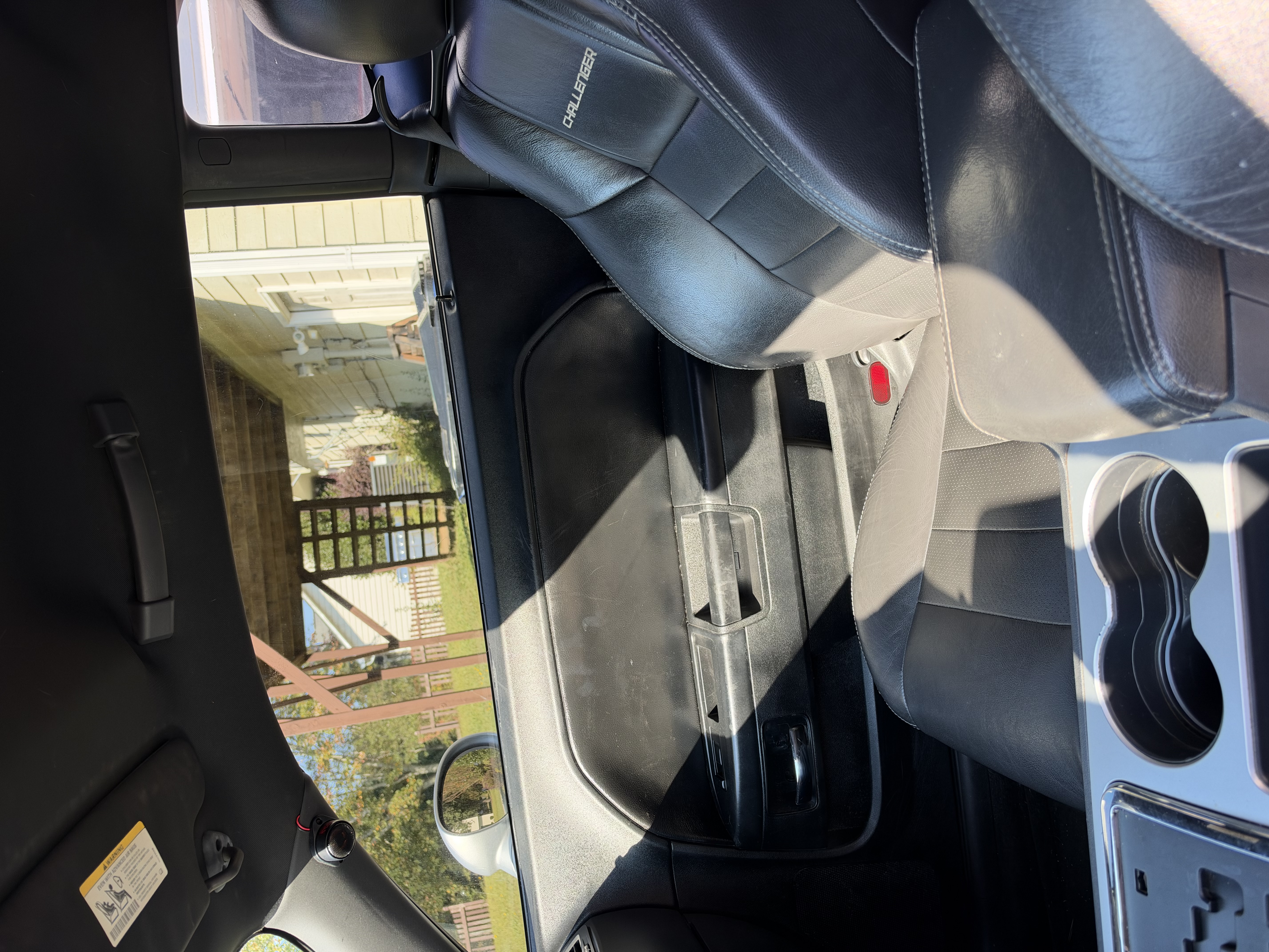 Used 2010 Dodge Challenger SE RWD image 14