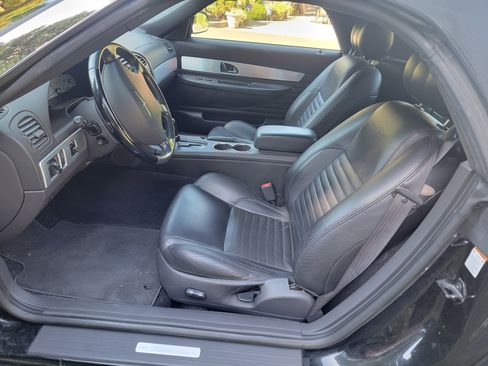 Used 2002 Ford Thunderbird image 5