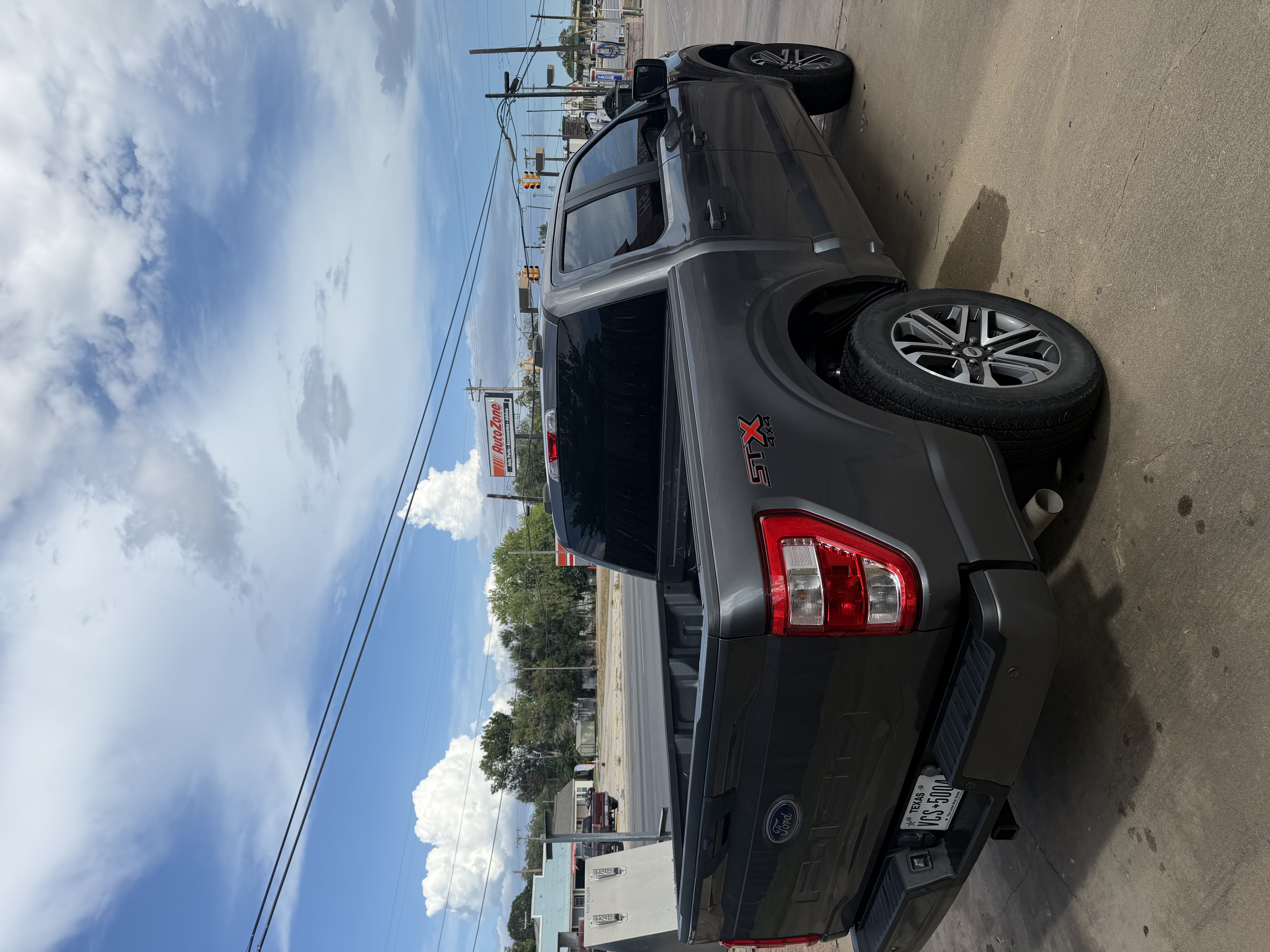 Used 2023 Ford F150 XL w/ STX Appearance Package AWD/4WD image 4