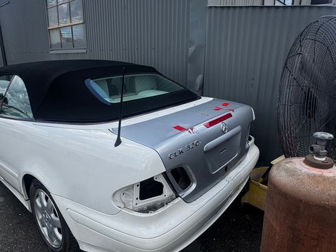 Used 2002 Mercedes-Benz CLK 320 Cabriolet image 10