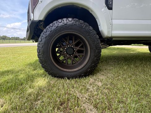 Used 2019 Ford F250 King Ranch w/ King Ranch Ultimate Package AWD/4WD image 6
