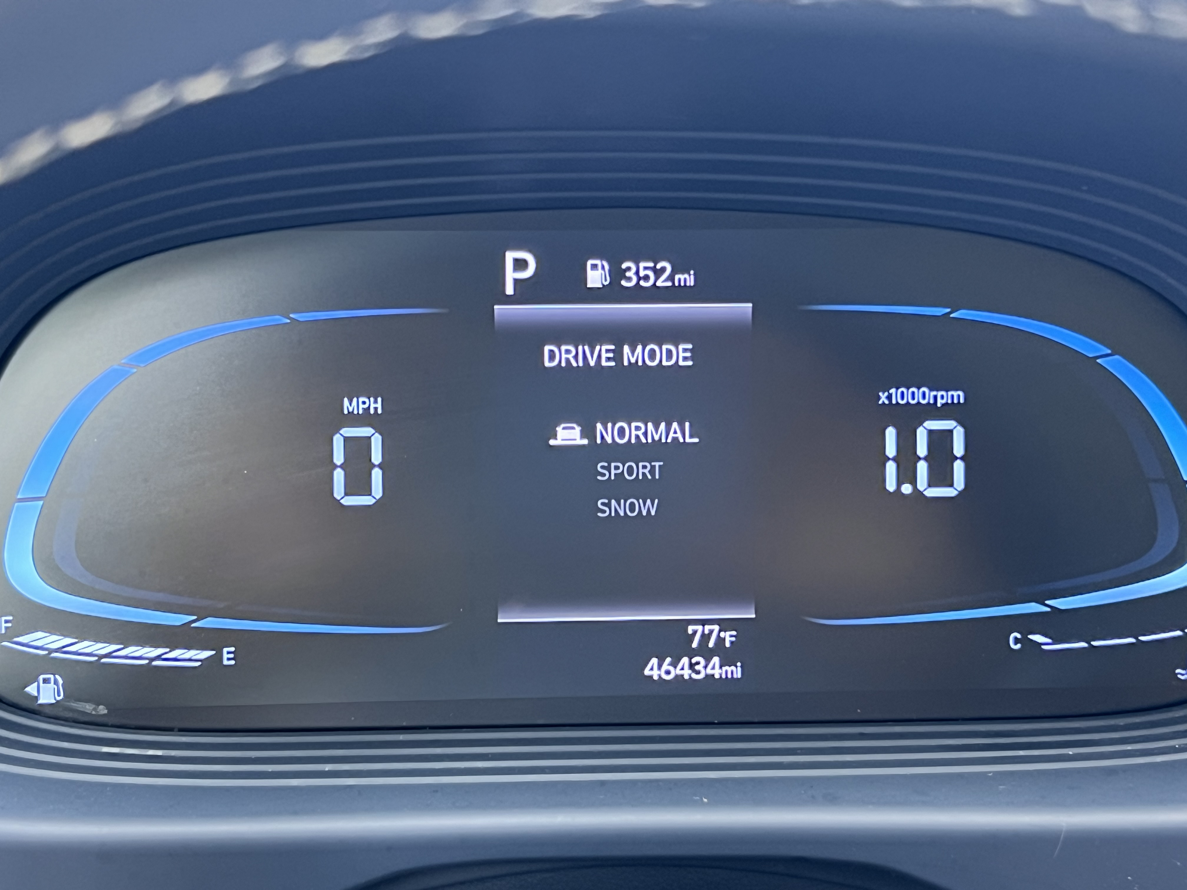 Used 2023 Hyundai Venue Limited w/ Cargo Package FWD image 17