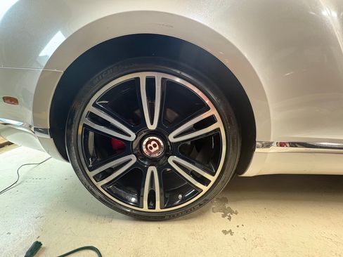 Used 2013 Bentley Continental GT AWD/4WD image 26