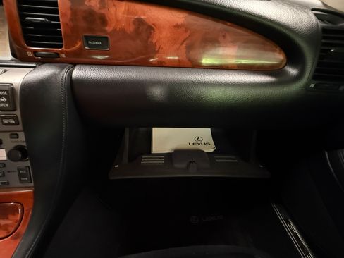 Used 2002 Lexus SC 430 Convertible RWD image 21