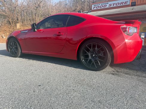 Used 2013 Subaru BRZ Premium w/ Popular Pkg 2C image 6