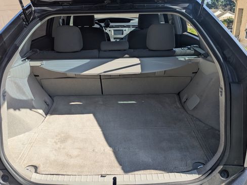 Used 2014 Toyota Prius Two image 17