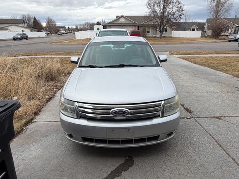 Used 2009 Ford Taurus SEL image 1