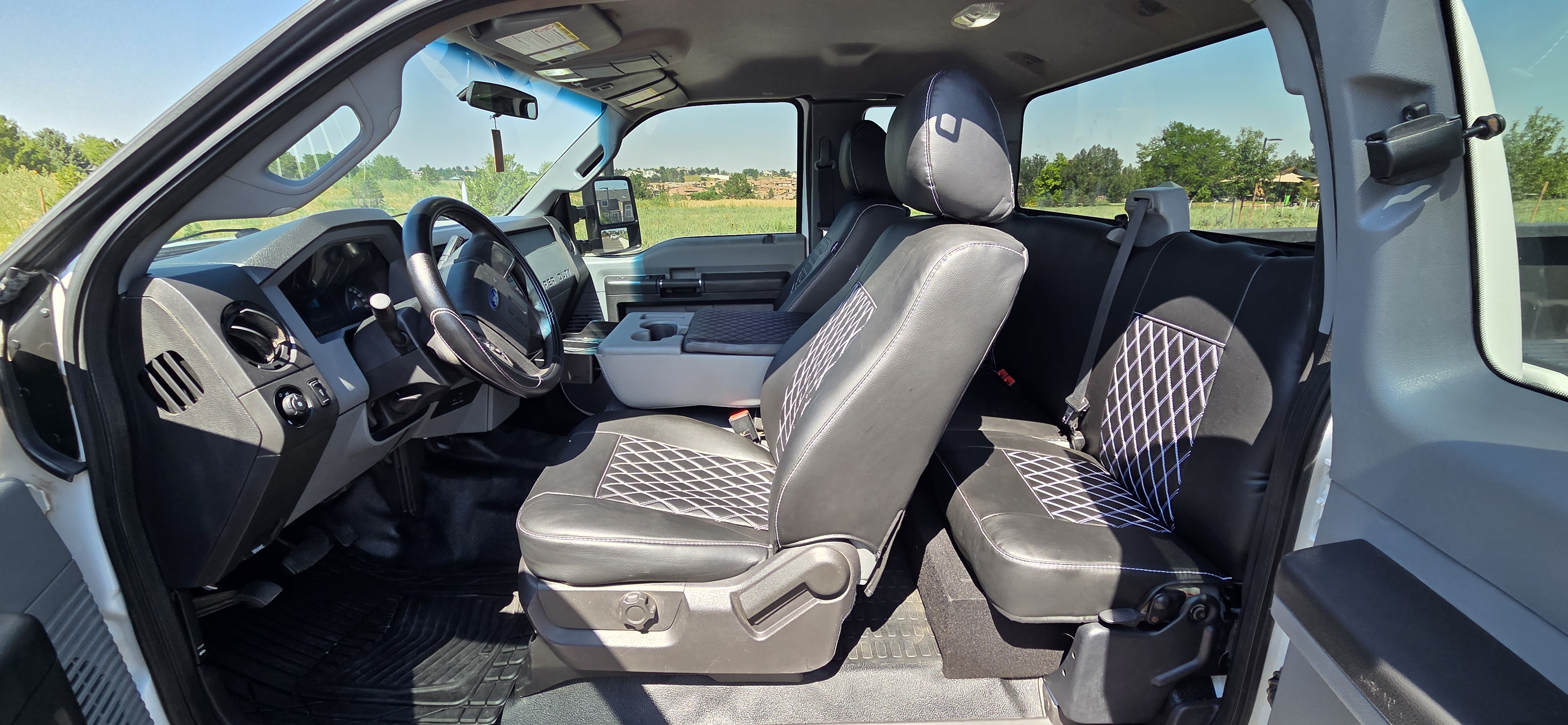 Used 2015 Ford F250 XL w/ Power Equipment Group AWD/4WD image 4