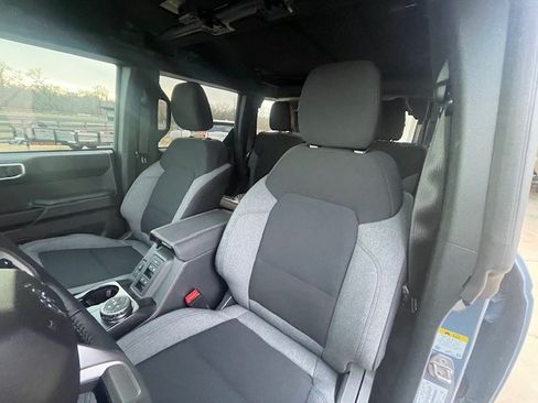 Used 2025 Ford Bronco Big Bend image 8