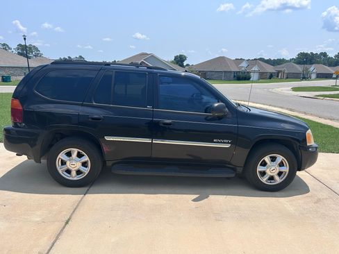Used 2006 GMC Envoy SLT RWD image 4