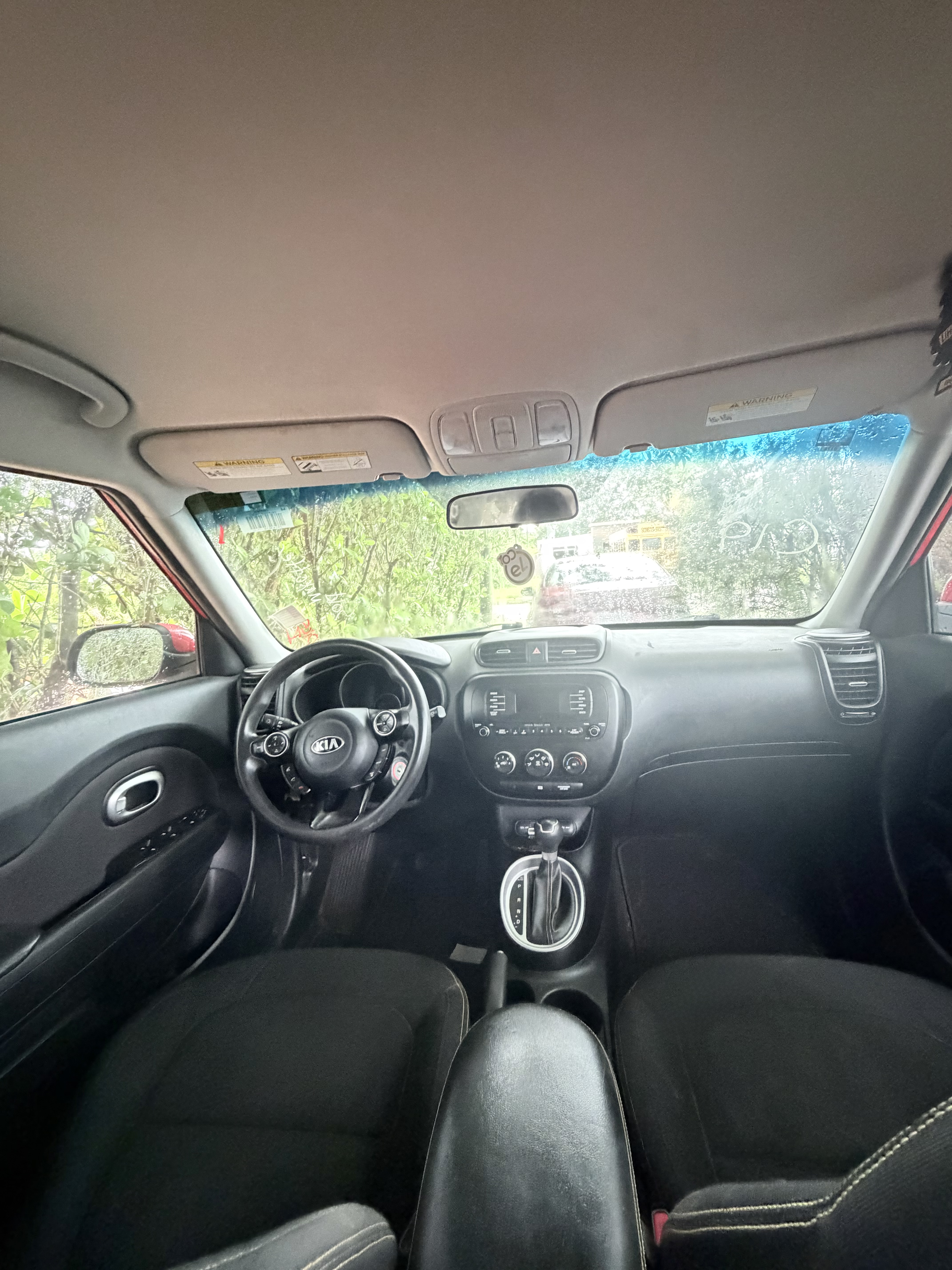 Used 2015 Kia Soul + FWD image 11