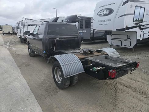 Used 2022 RAM 3500 Tradesman image 6