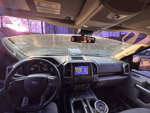 Used 2020 Ford F150 XLT w/ Equipment Group 302A Luxury image 10