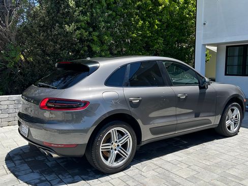 Used 2015 Porsche Macan S image 5