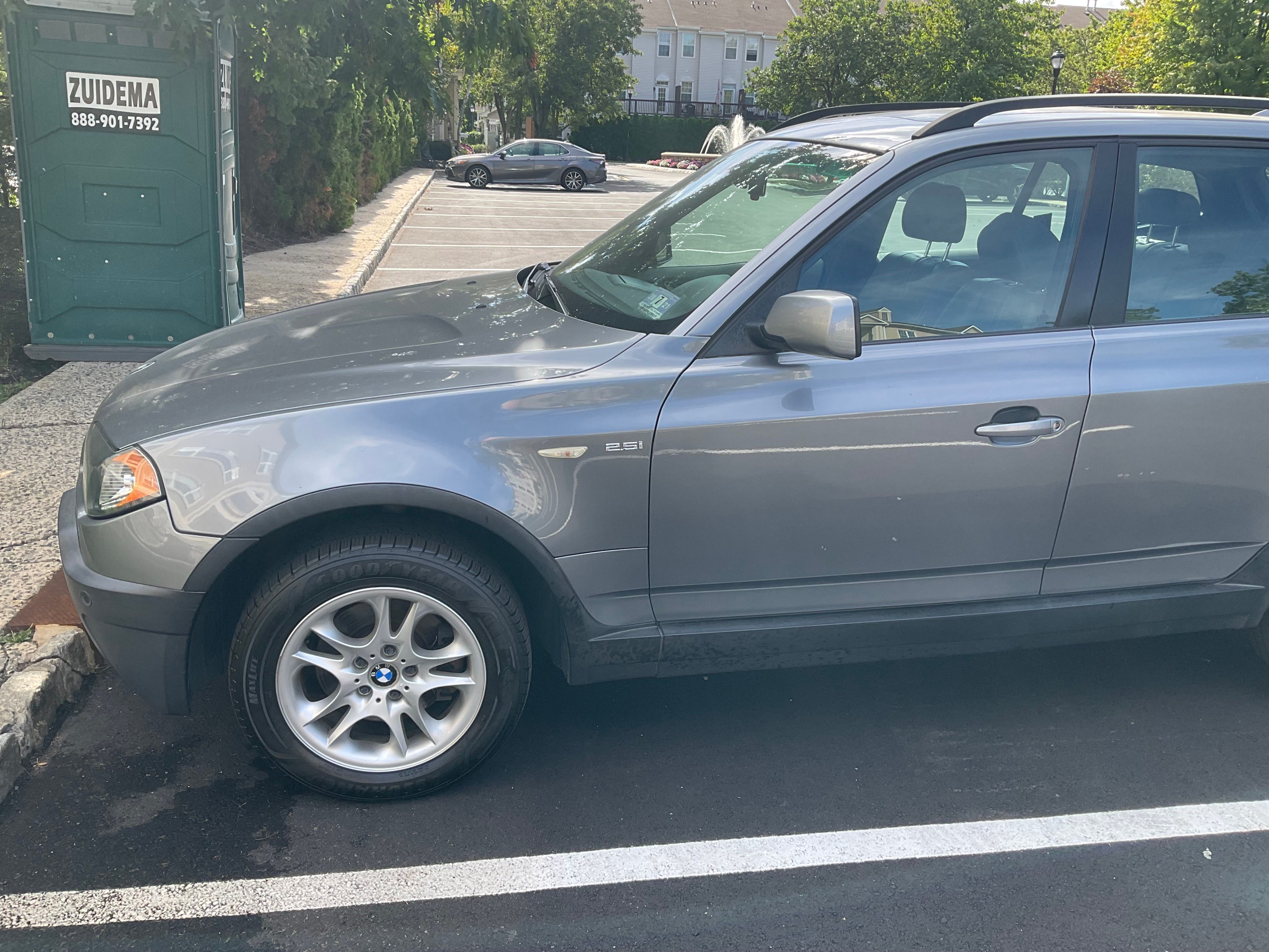 Used 2004 BMW X3 2.5i AWD/4WD image 4