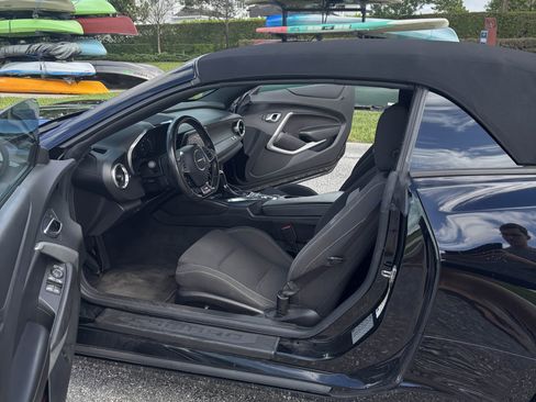 Used 2018 Chevrolet Camaro SS image 5