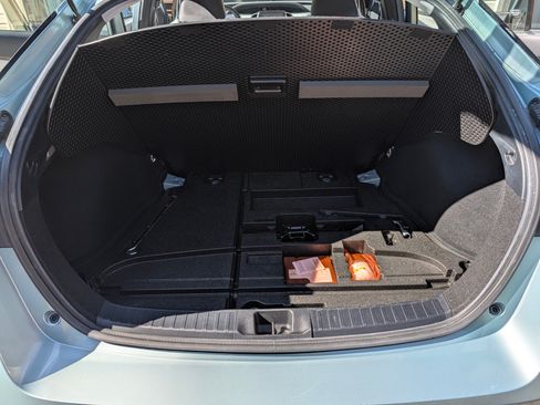 Used 2019 Toyota Prius Limited image 11