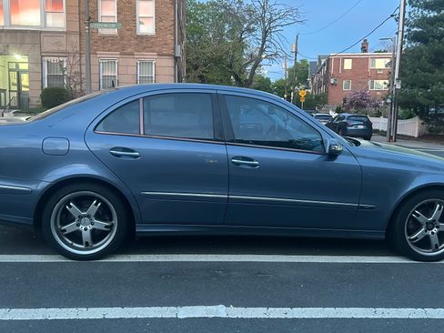 Used 2003 Mercedes-Benz E 320 Sedan image 1