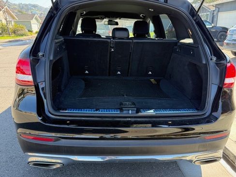 Used 2018 Mercedes-Benz GLC 300 image 11