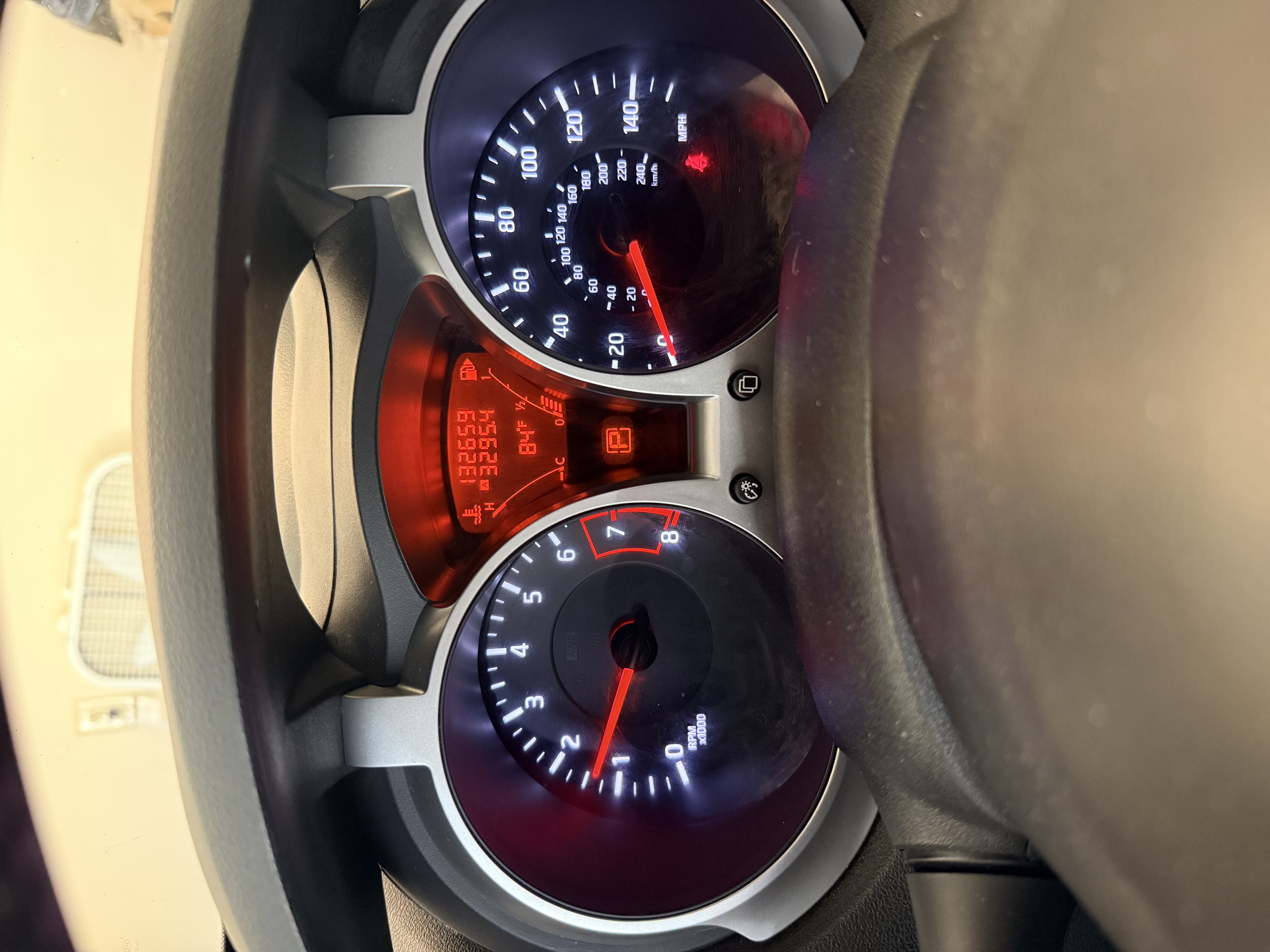 Used 2013 Nissan Juke SV FWD image 10