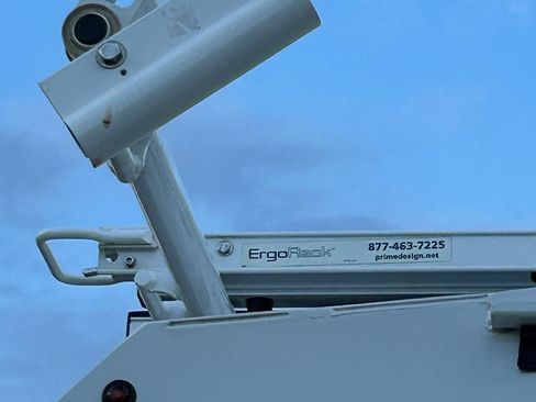 Used 2024 Ford E-350 and Econoline 350 Super Duty w/ Power Windows & Locks Group image 23