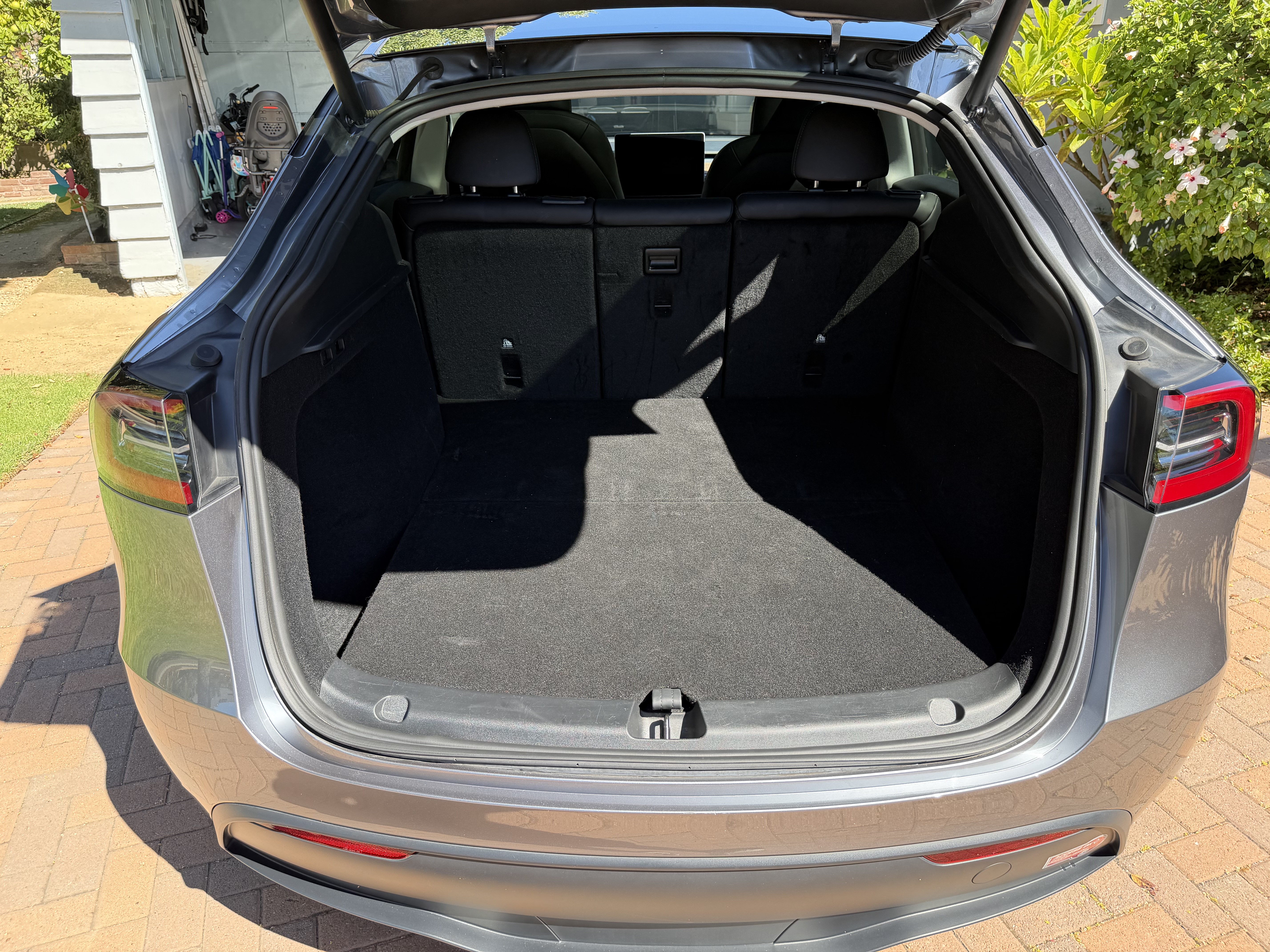 Used 2024 Tesla Model Y Long Range RWD image 20