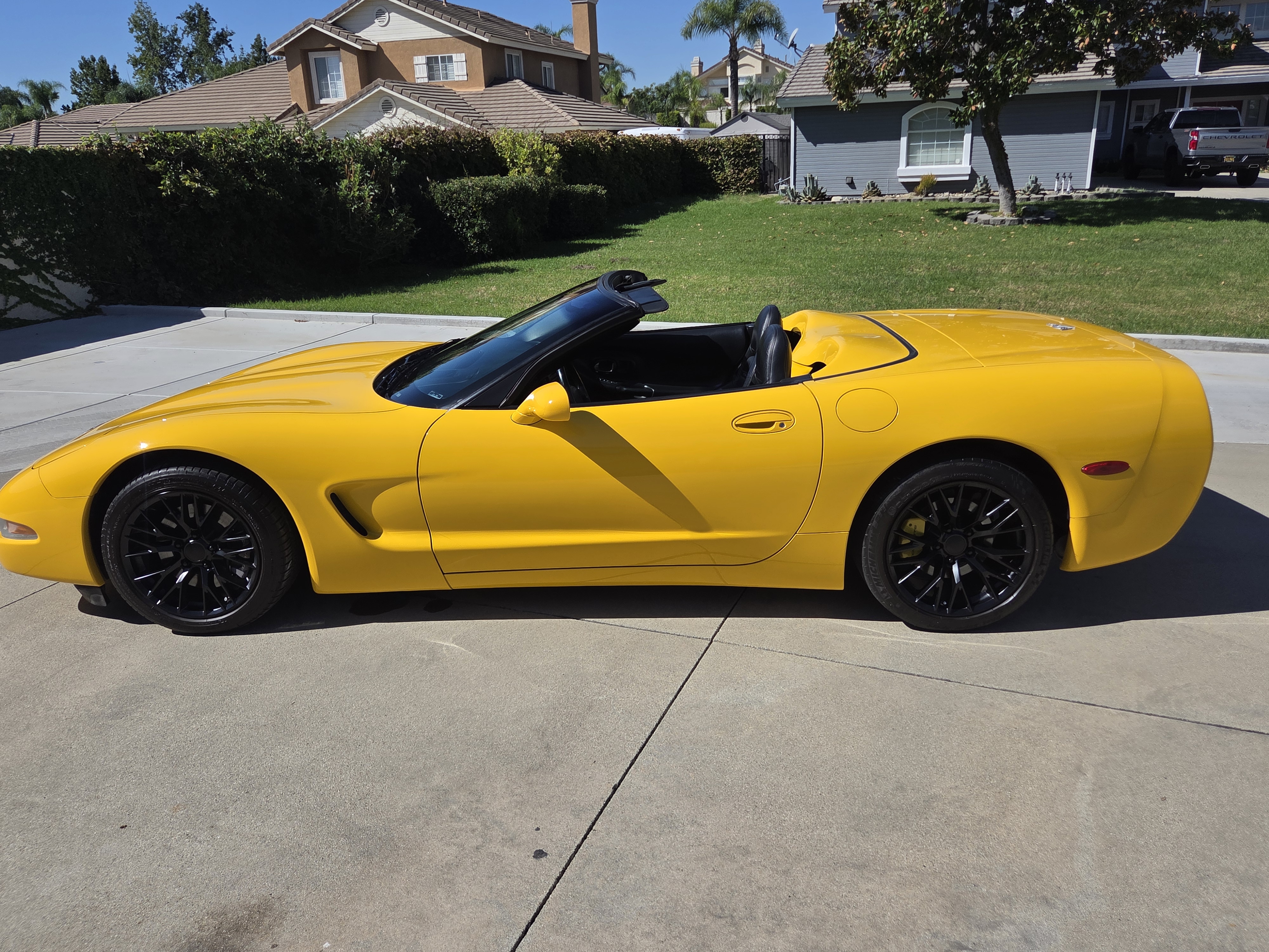 Used 2003 Chevrolet Corvette Convertible w/ Preferred Equipment Group1 RWD image 12