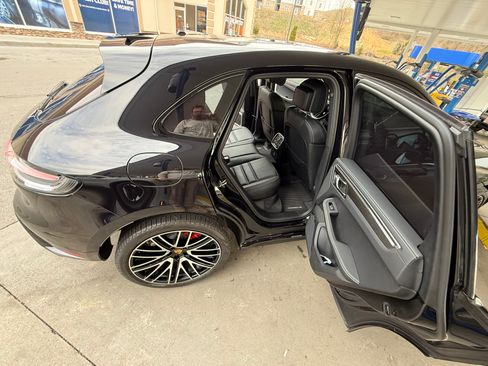 Used 2022 Porsche Macan GTS image 14
