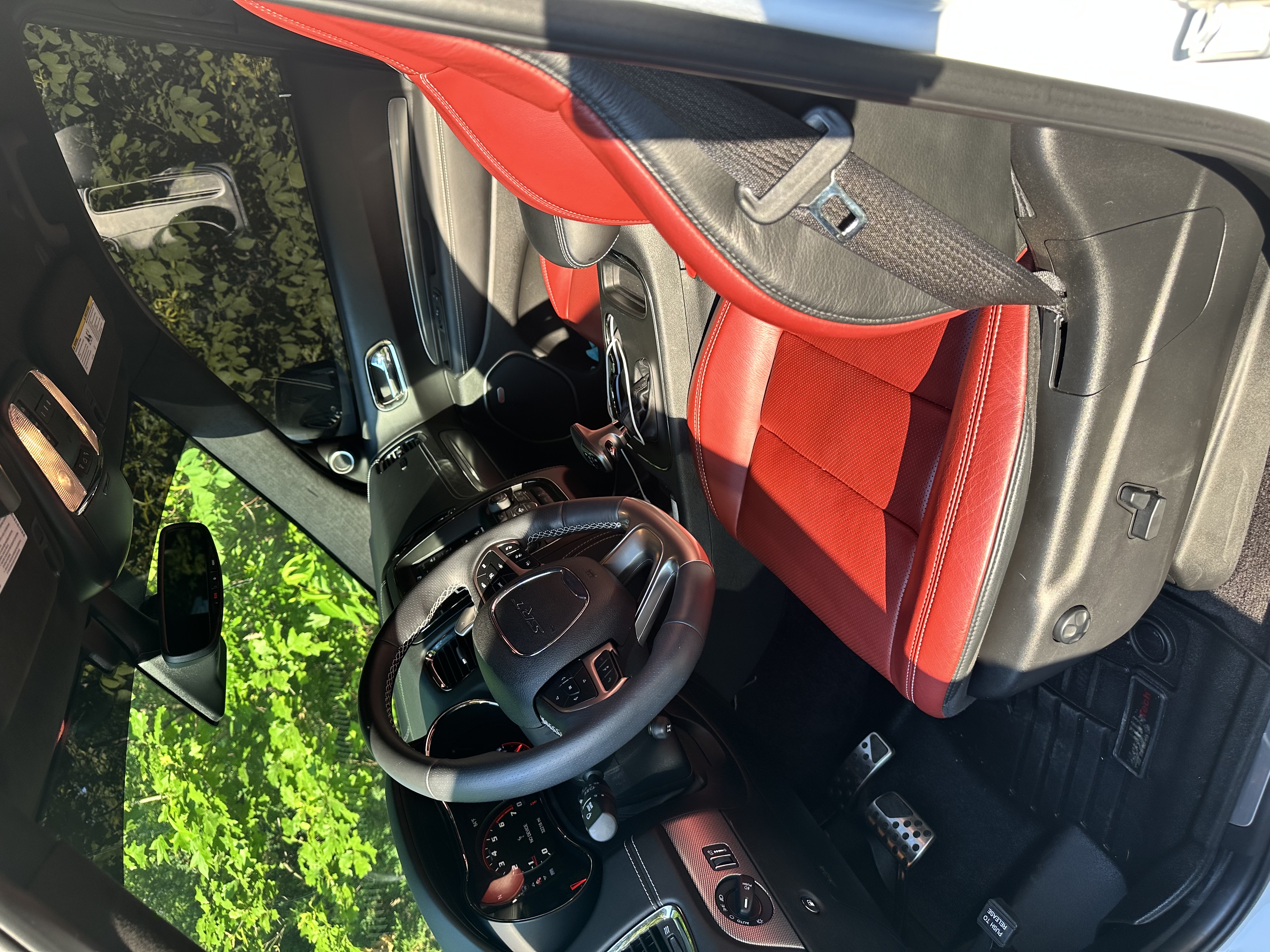 Used 2018 Dodge Durango SRT w/ SRT Interior Appearance Group AWD/4WD image 5