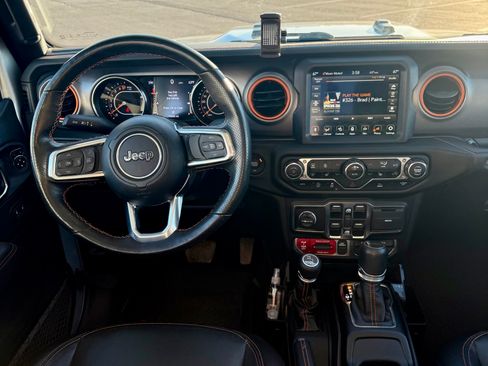 Used 2023 Jeep Gladiator Mojave w/ Cold Weather Group image 6