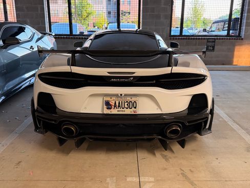 Used 2022 McLaren GT image 8