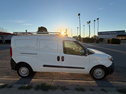 Used 2016 RAM ProMaster City Tradesman w/ Rear Back-up Camera Group image 5