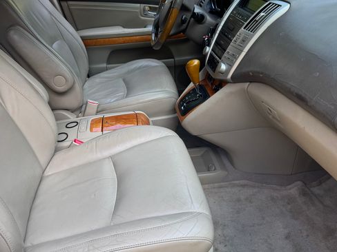 Used 2005 Lexus RX 330 AWD image 19