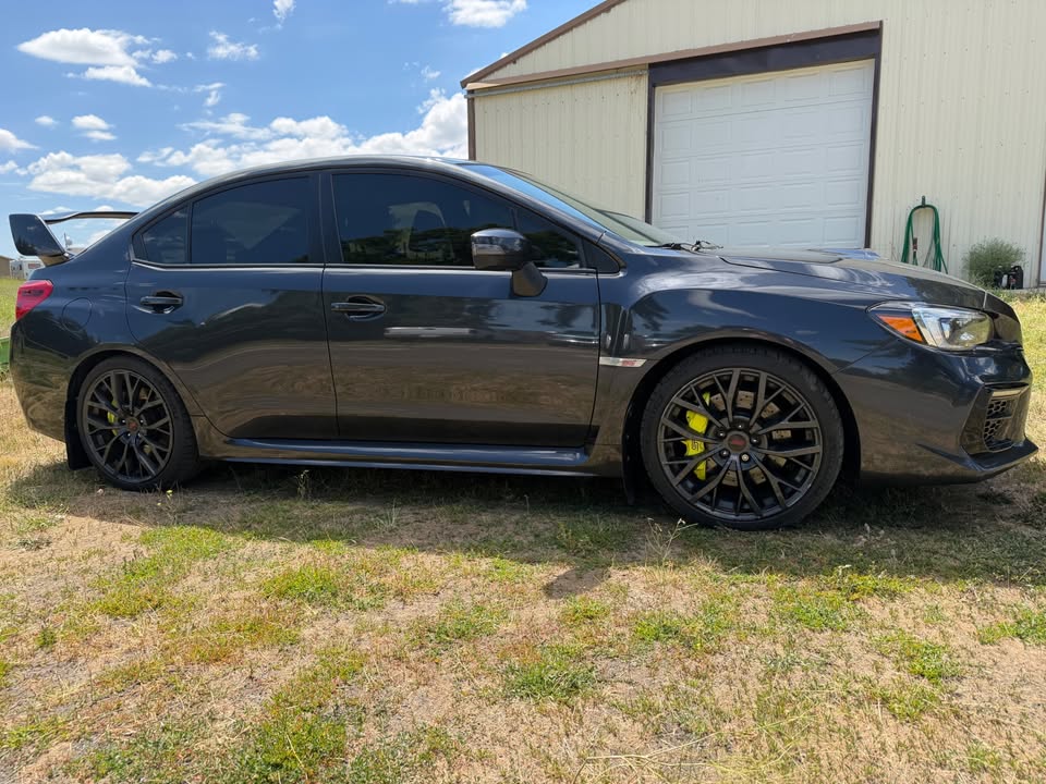 Used 2019 Subaru WRX STI Limited w/ Popular Package #1 AWD/4WD image 4