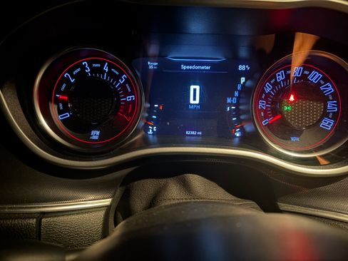 Used 2018 Dodge Challenger GT w/ GT Interior Package AWD/4WD image 10