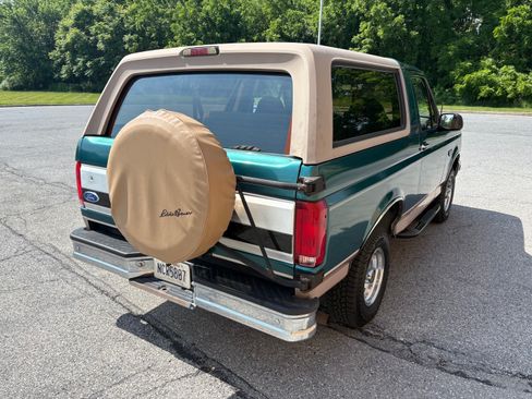 Used 1996 Ford Bronco AWD/4WD image 17
