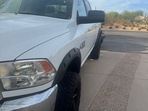 Used 2017 RAM 2500 SLT AWD/4WD image 4