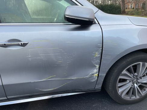 Used 2018 Acura MDX SH-AWD w/Technology Pkg Sport image 11